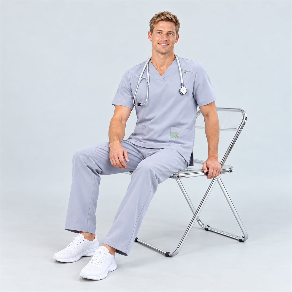 Men's V-Neck Scrub Set with Contrast Pocket Detail | G&P