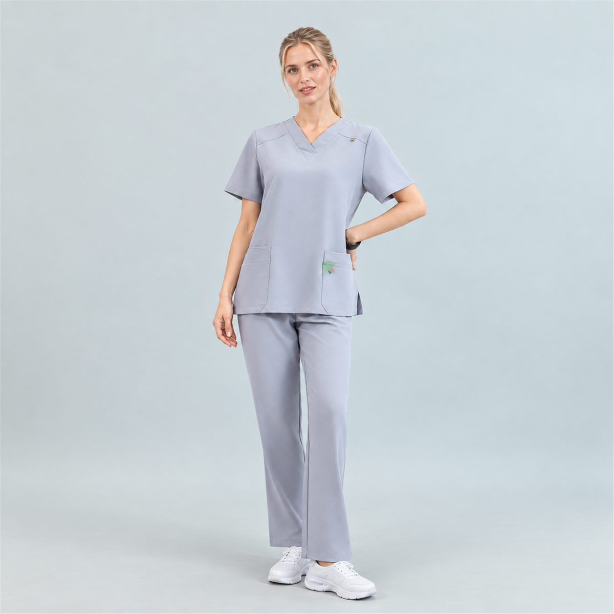 Women’s V-Neck Stretch Scrub Top with Contrast Pocket Detail | G&P