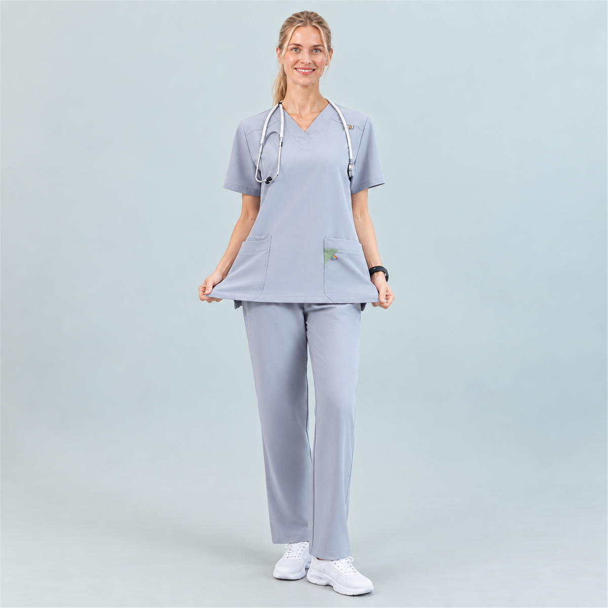 Women’s V-Neck Stretch Scrub Top with Contrast Pocket Detail | G&P