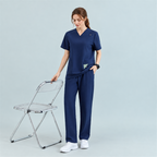 Women’s V-Neck Stretch Scrub Top with Contrast Pocket Detail | G&P