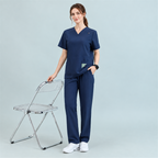 Women’s V-Neck Stretch Scrub Top with Contrast Pocket Detail | G&P