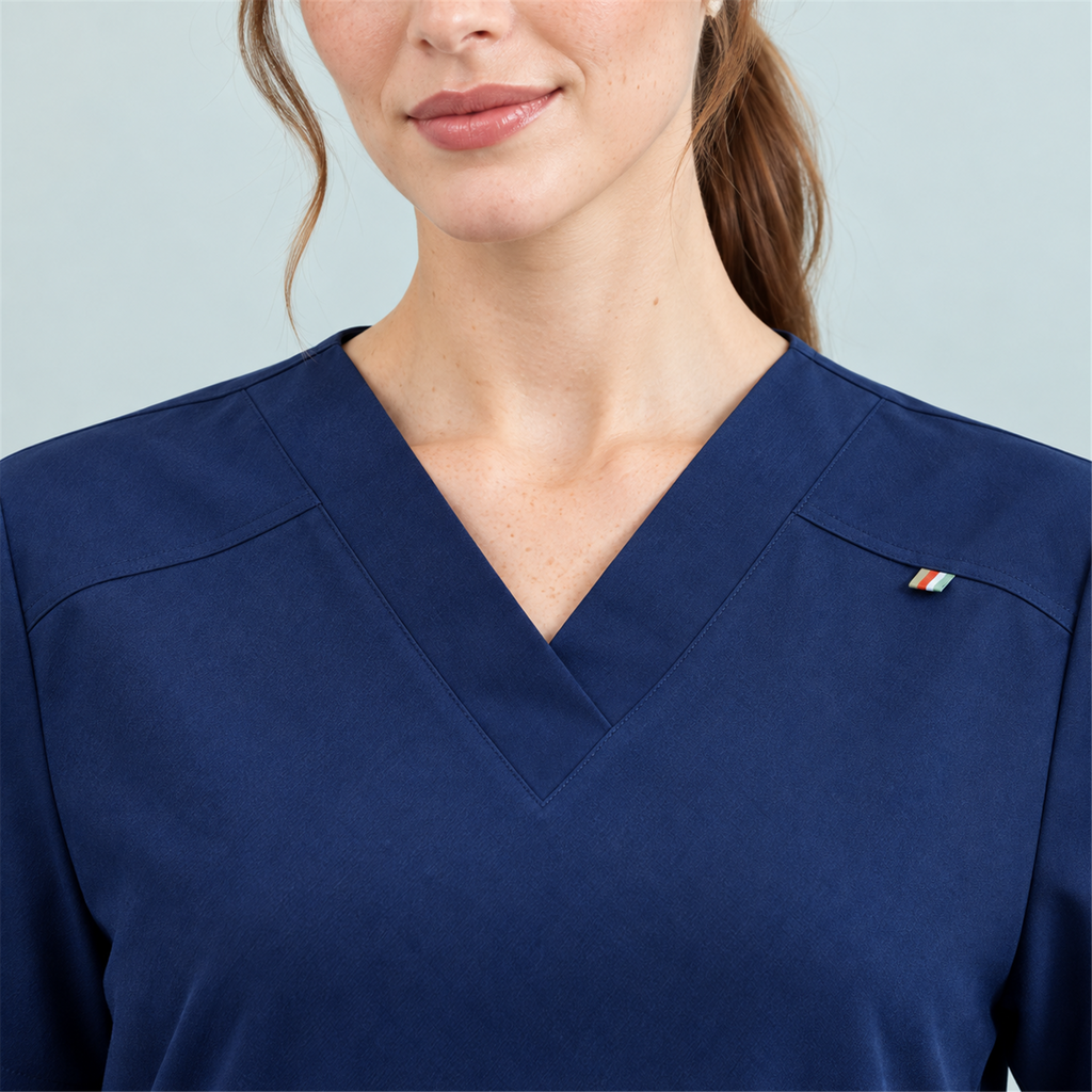 Women’s V-Neck Stretch Scrub Top with Contrast Pocket Detail | G&P