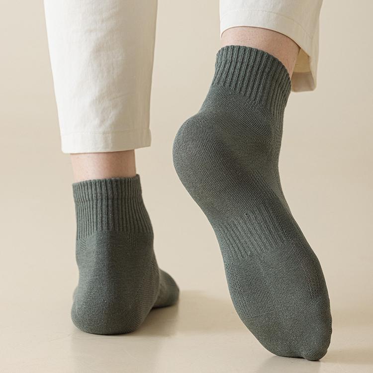 Men's Everyday Crew Socks with Ribbed Cuff