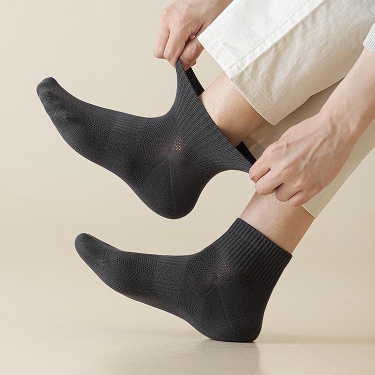 Men's Everyday Crew Socks with Ribbed Cuff