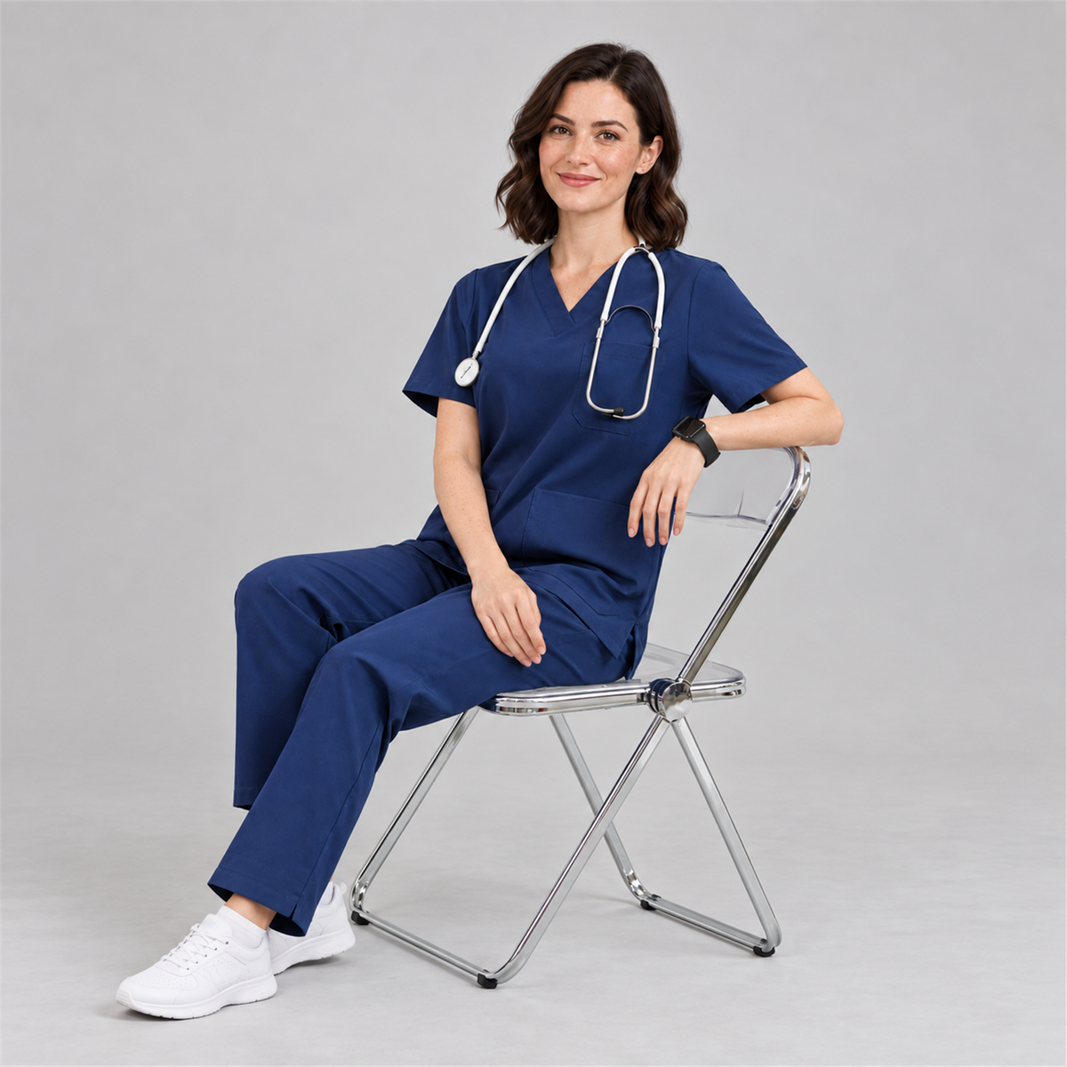 Women's V-Neck Stretch Scrub Top with 3 Pockets | G&P