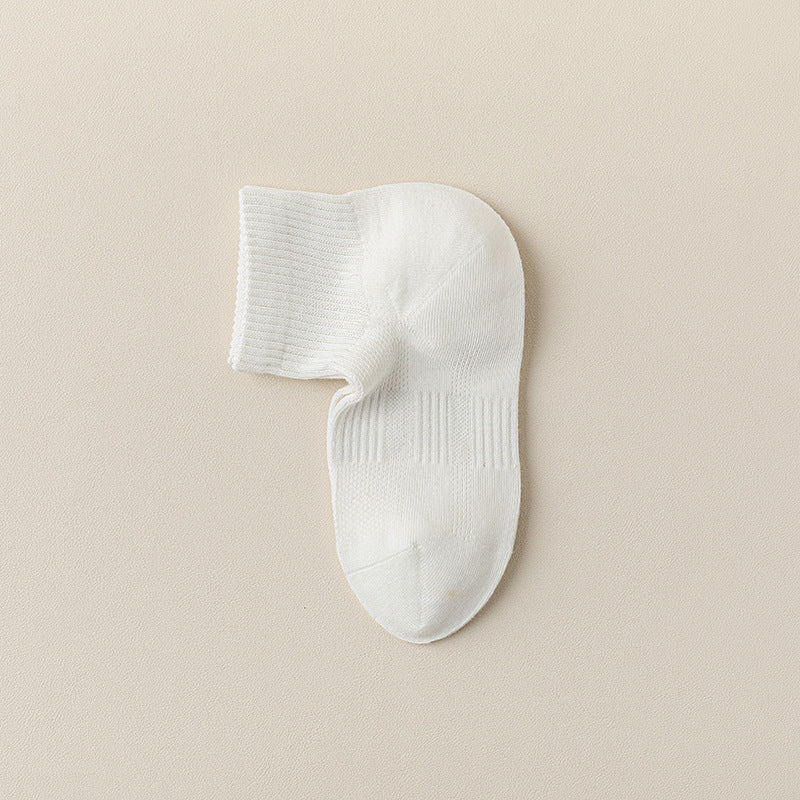 Women's Breathable Ankle Socks with Ribbed Cuff