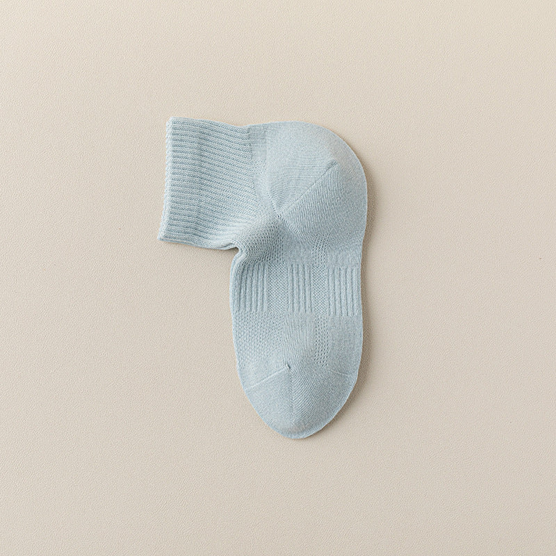 Women's Breathable Ankle Socks with Ribbed Cuff